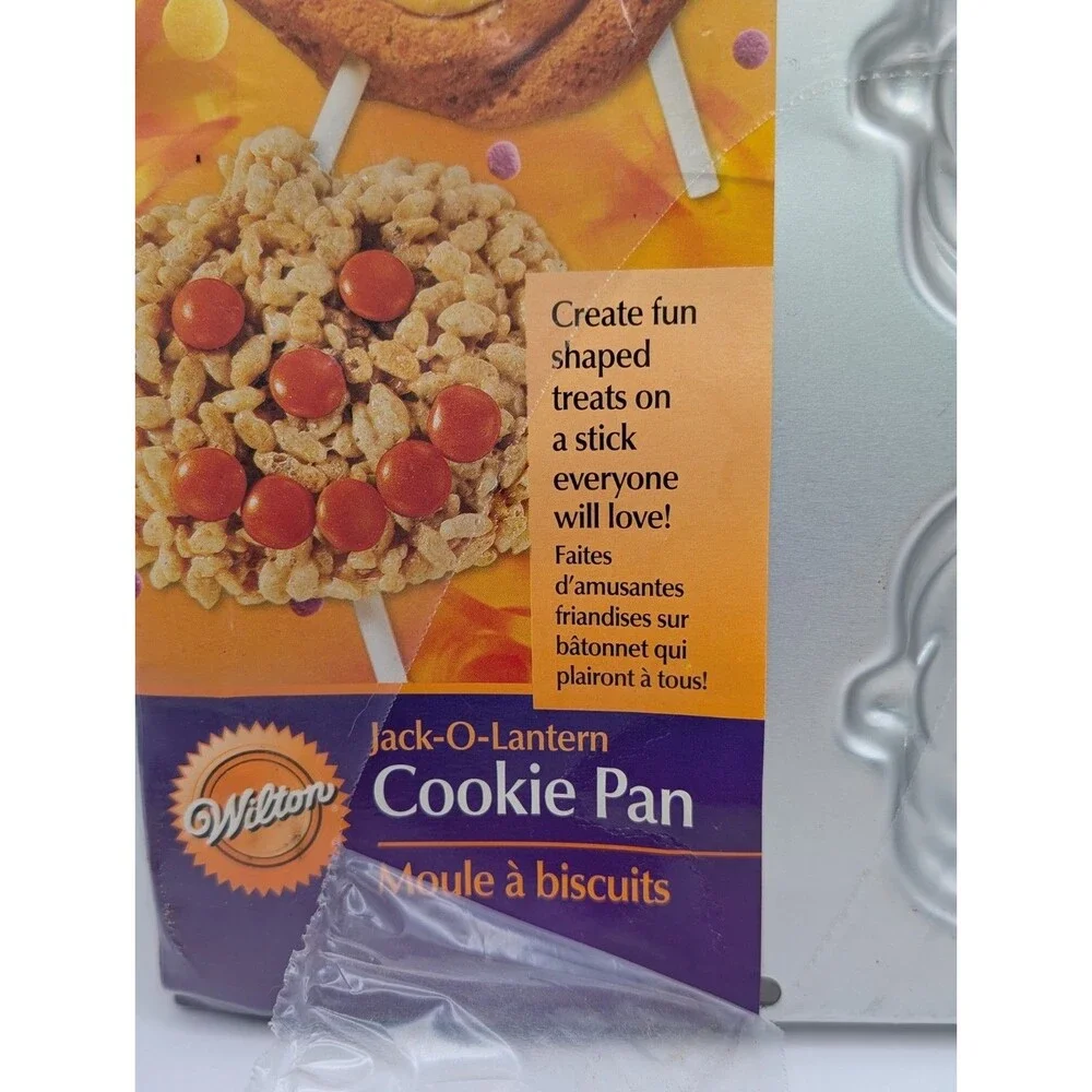 Vintage Wilton Jack O Lantern Cookie Treat Pan Halloween Pumpkin Baking Mold NEW